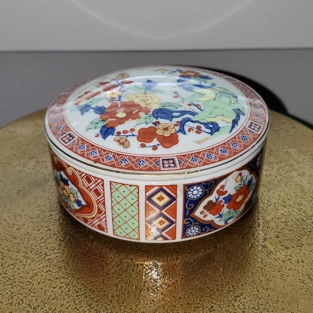 Imari Style Porcelain Trinket Box